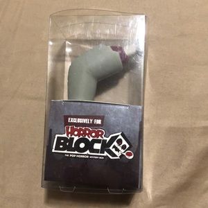 NIB Zombie ginger wine stopper